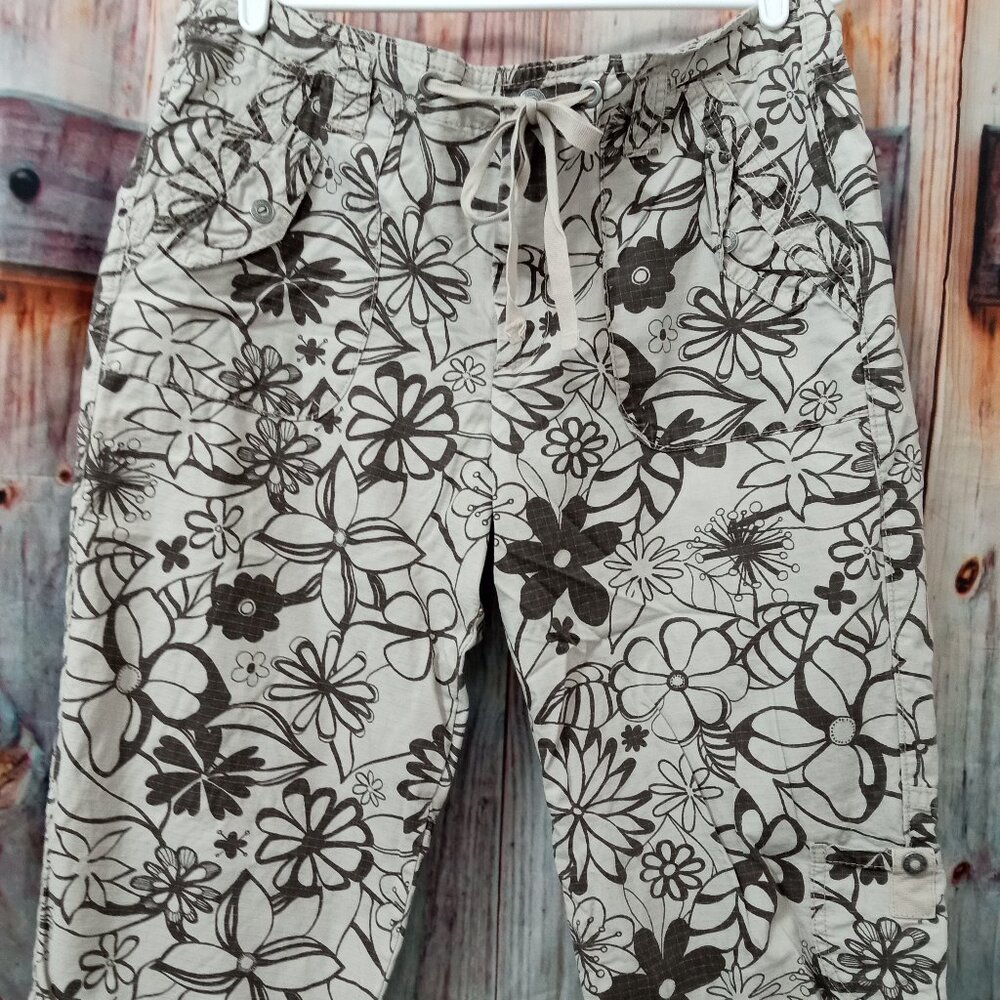 GLORIA VANDERBILT FLORAL CAPRIS 100% COTTON 5 POCKET DESIGN SIZE 14